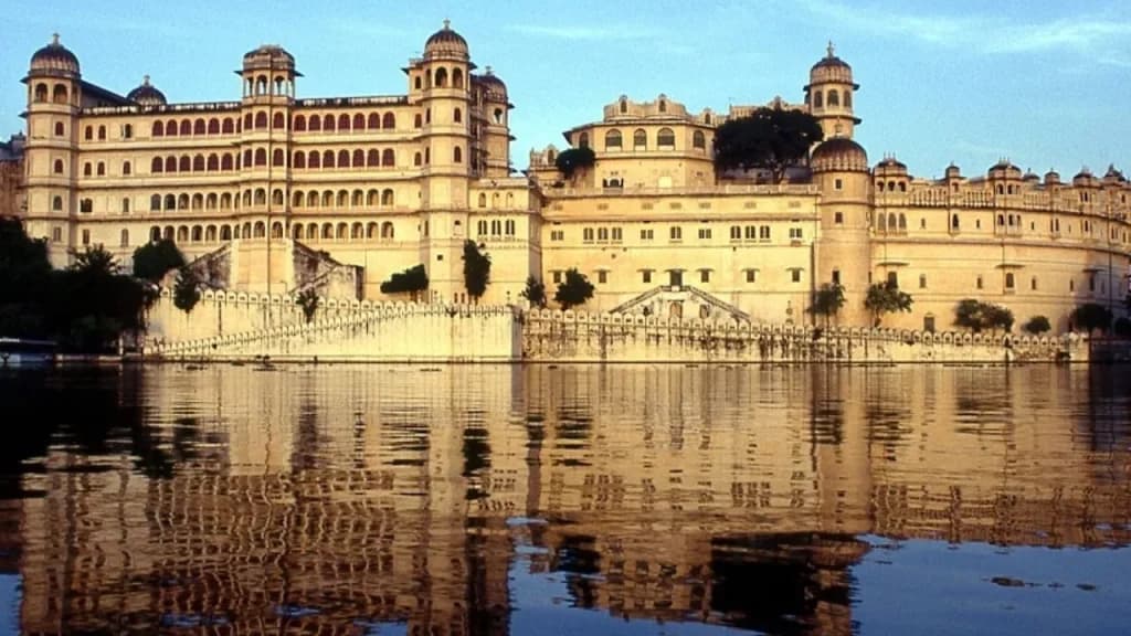 Top 10 Indian Forts Not to Miss